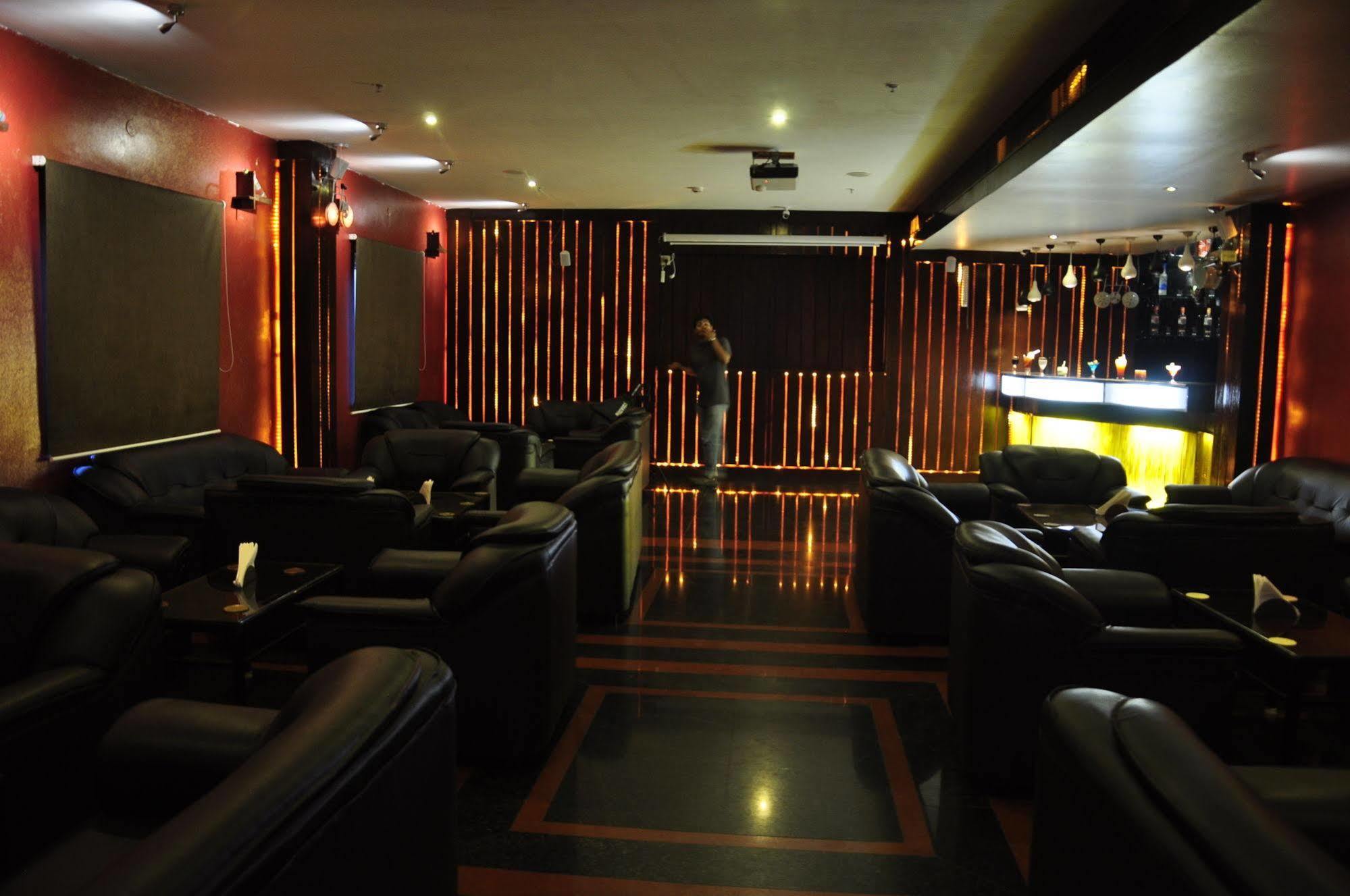 Hotel Bonsejour Puducherry Eksteriør billede