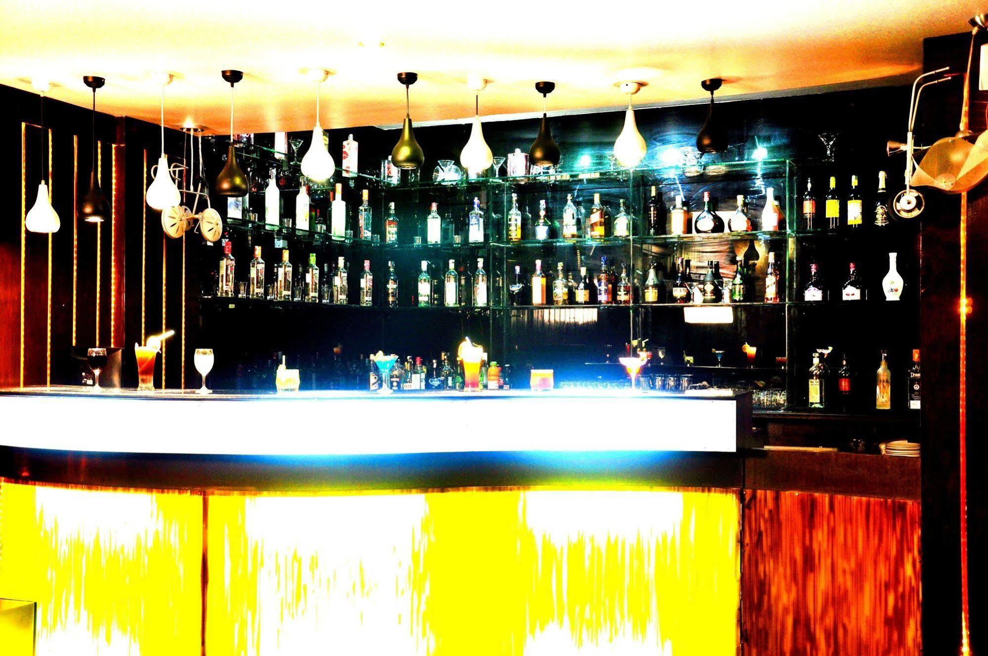 Hotel Bonsejour Puducherry Eksteriør billede