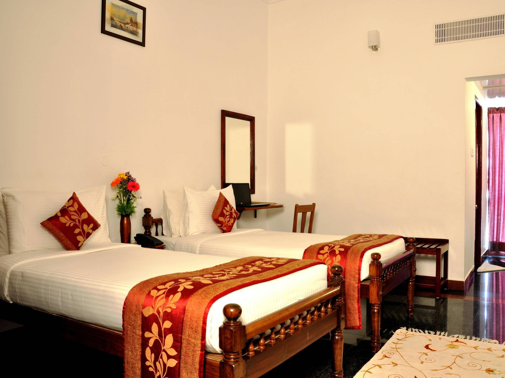 Hotel Bonsejour Puducherry Eksteriør billede